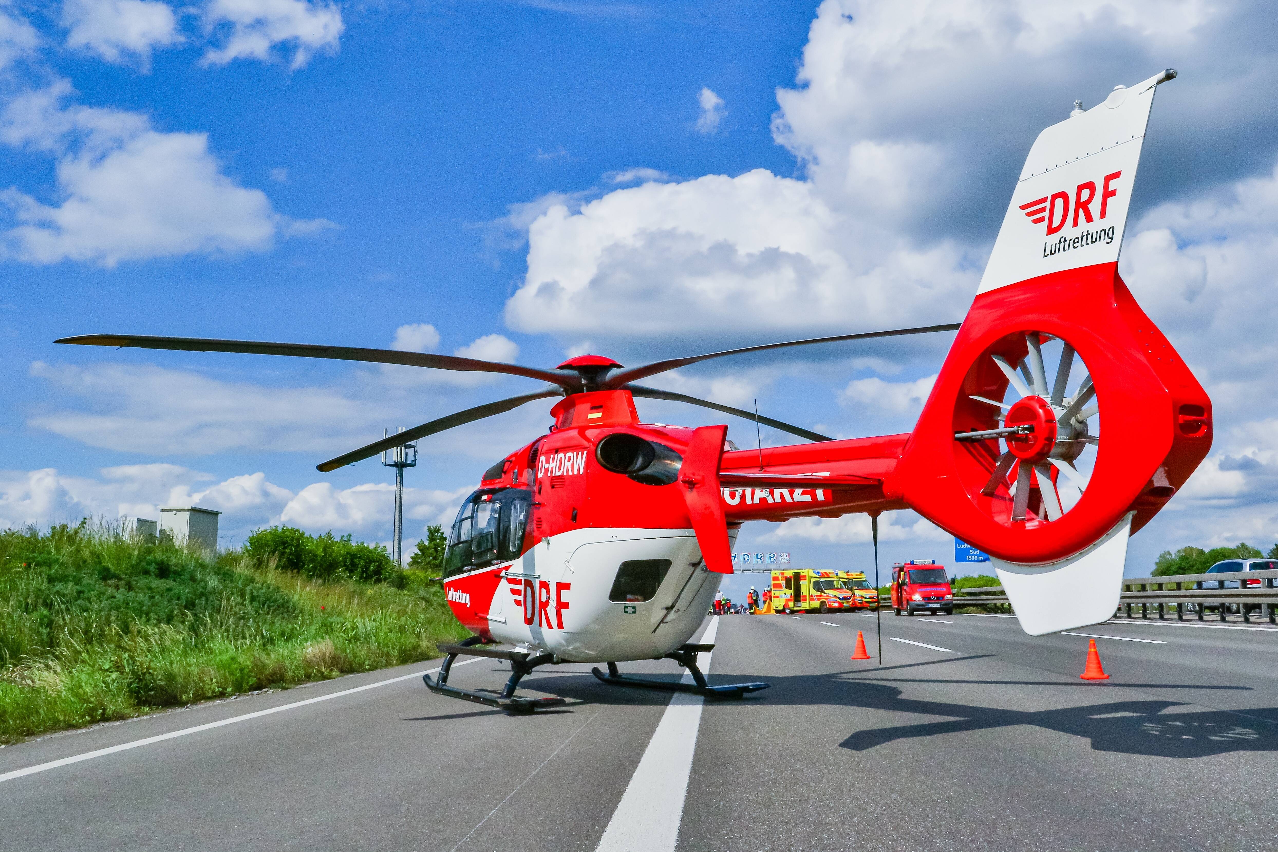Tragischer Unfall im Baumarkt – Kleines Mädchen (1) von Einkaufswagen erschlagen!